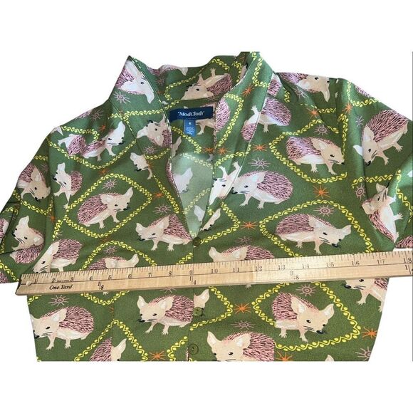 ModCloth 6 green hedgehog critter novelty button up dress fit flare vintage look - Picture 9 of 9